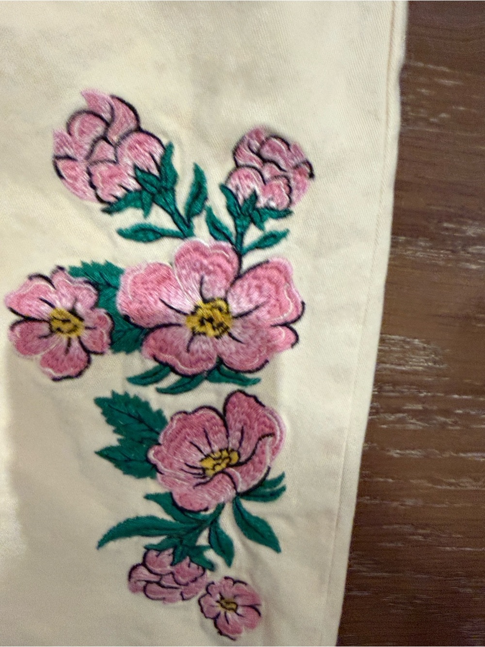 Agua Bendita Cream Bermuda Shorts with Pink & Green Floral Embroidery - Picture 6 of 16